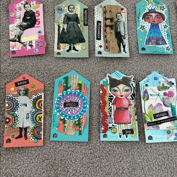 Colorful Art Storage Box with 39 art cards - Picture 8 of 11